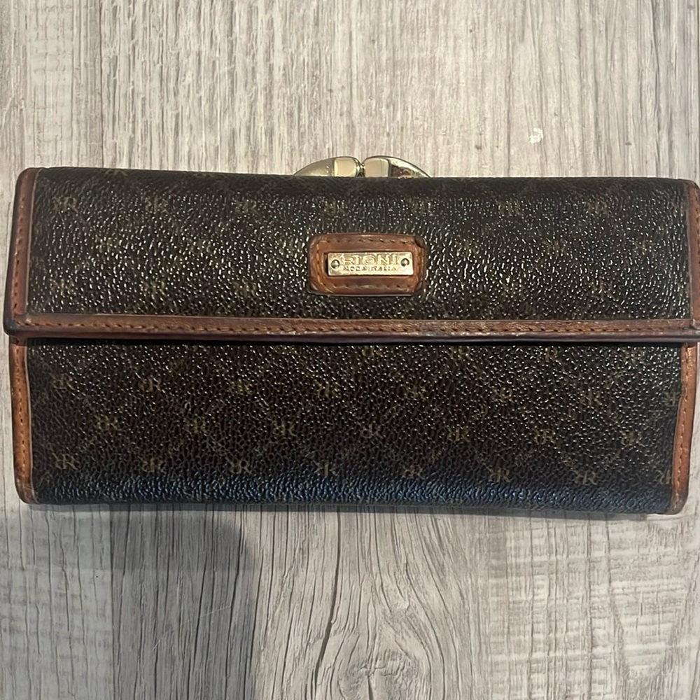Rioni monogram wallet